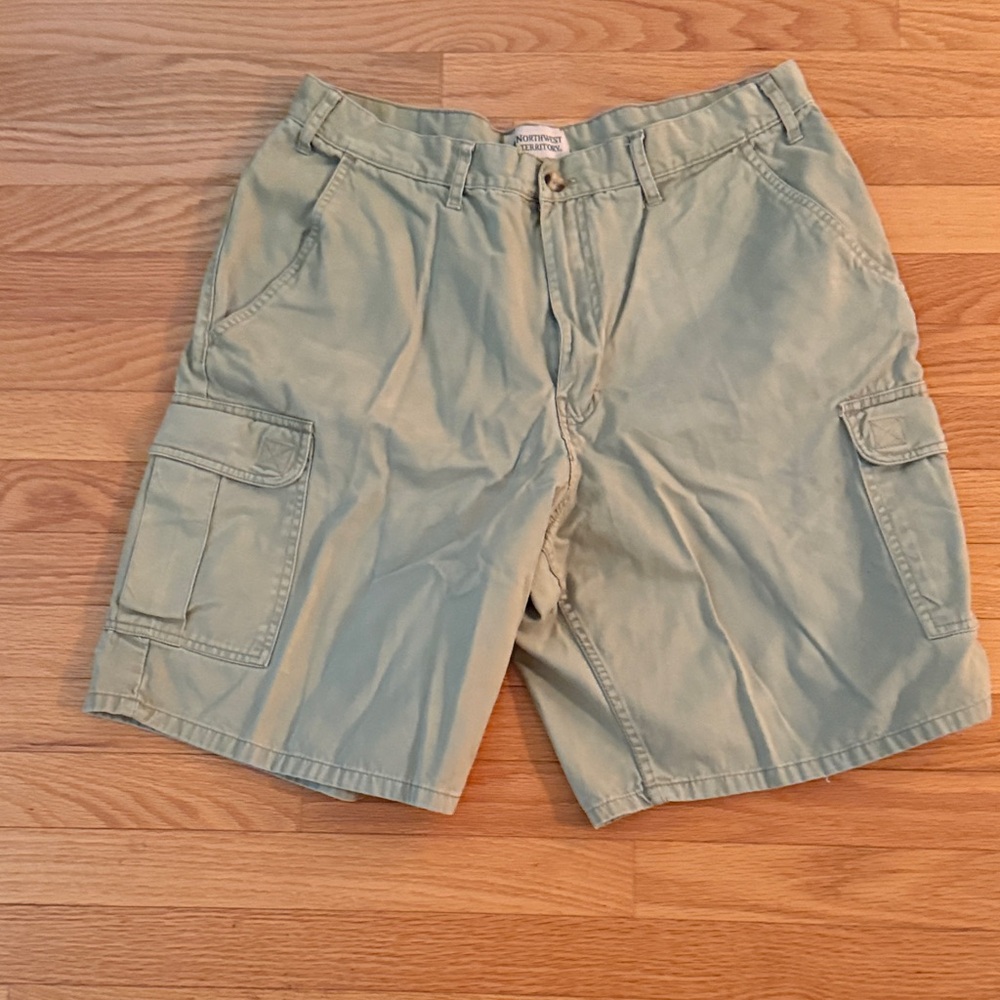 Northwest Territory Light Green Cargo Shorts